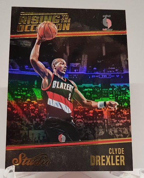 2016-17 Panini Studio Rising to the Occasion Clyde Drexler Portland