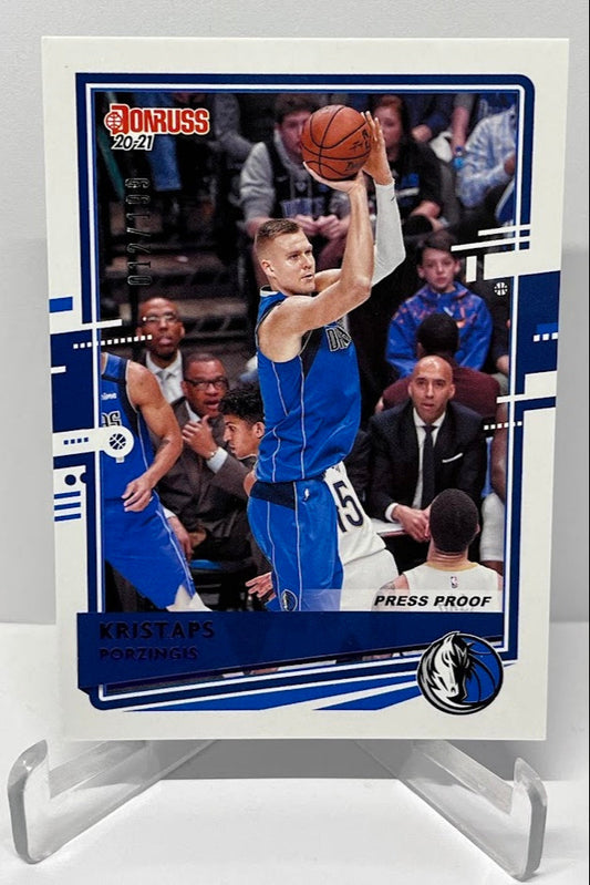 2020-21 Panini Donruss Kristaps Porzingis Mavericks 012/199 #8