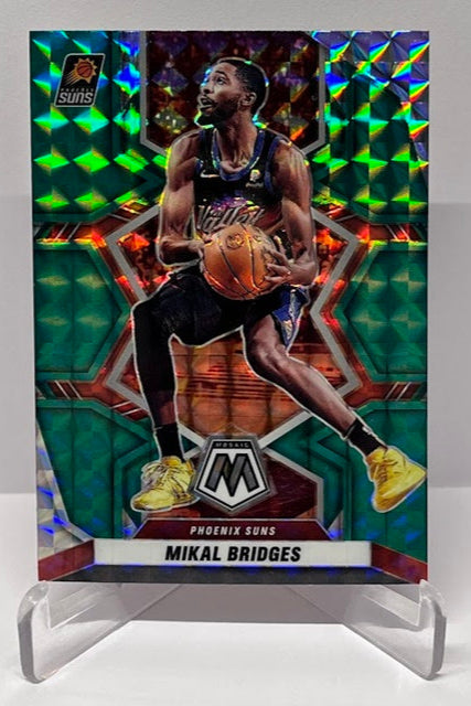 2021-22 Panini Mosaic Green Prizm Mikal Bridges Suns #170
