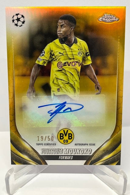 2023-24 Topps Chrome UEFA Gold AU Youssoufa Moukoko BVB 19/50
